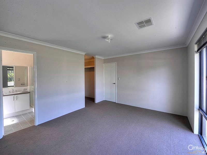 42A Leslie Street, Dudley Park WA 6210