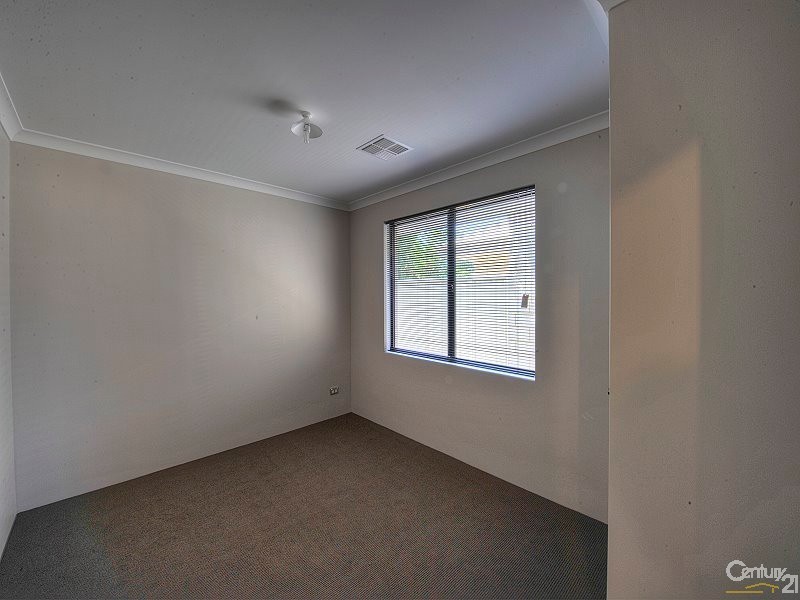 42A Leslie Street, Dudley Park WA 6210