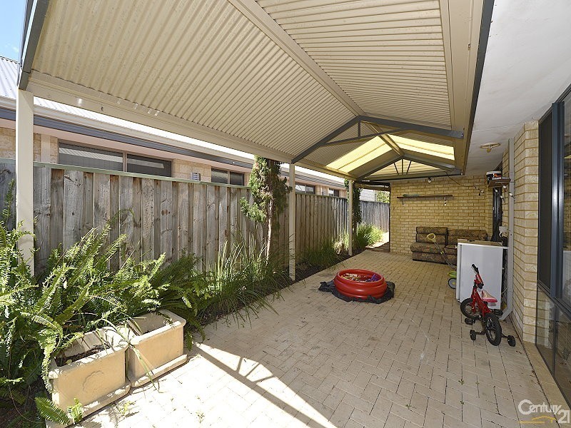 66 CHATSWORTH DRIVE, Erskine WA 6210