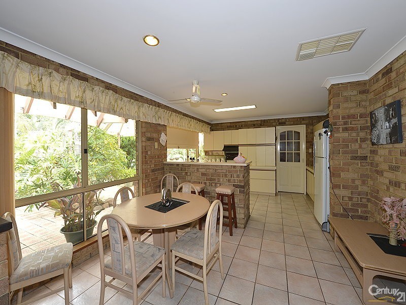 23 Flinders Close, Barragup WA 6209