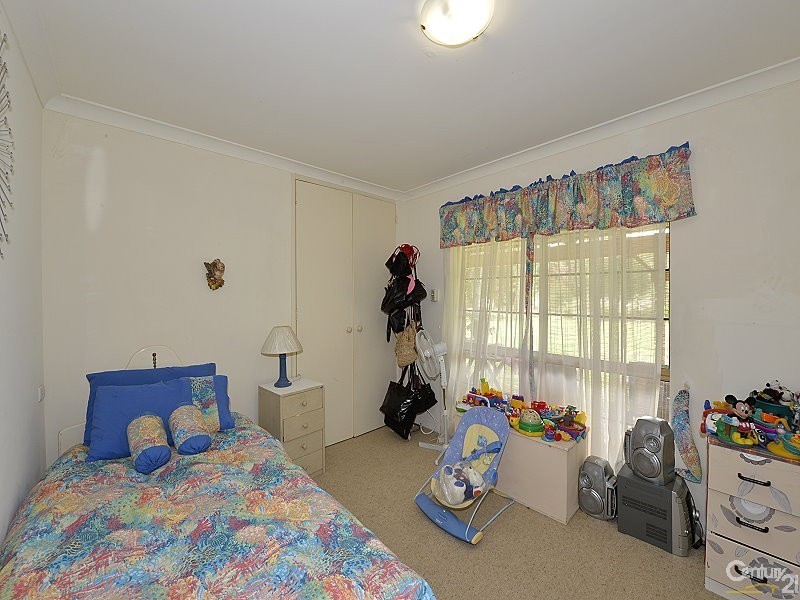 23 Flinders Close, Barragup WA 6209