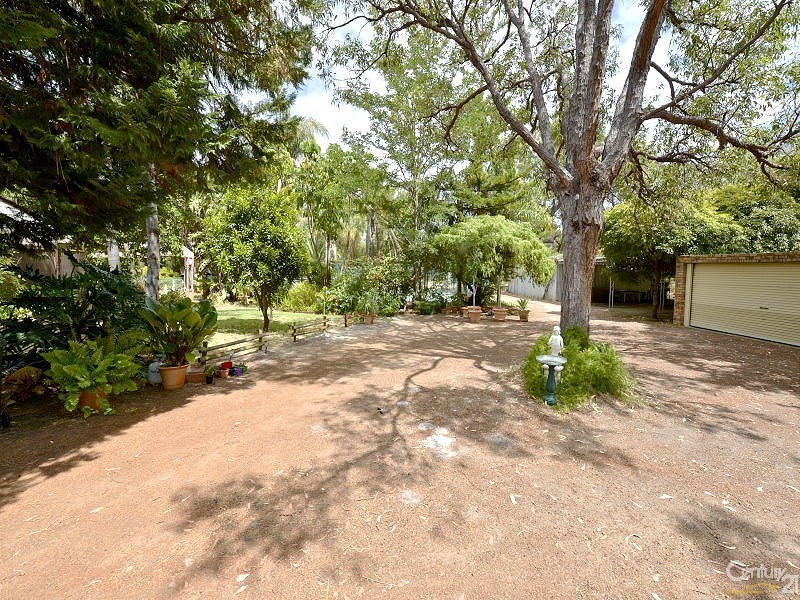 23 Flinders Close, Barragup WA 6209
