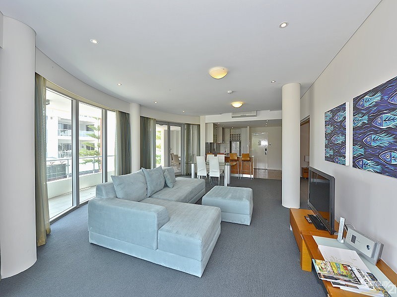 3104 Dolphin Drive, Mandurah WA 6210