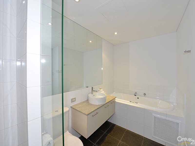 3104 Dolphin Drive, Mandurah WA 6210