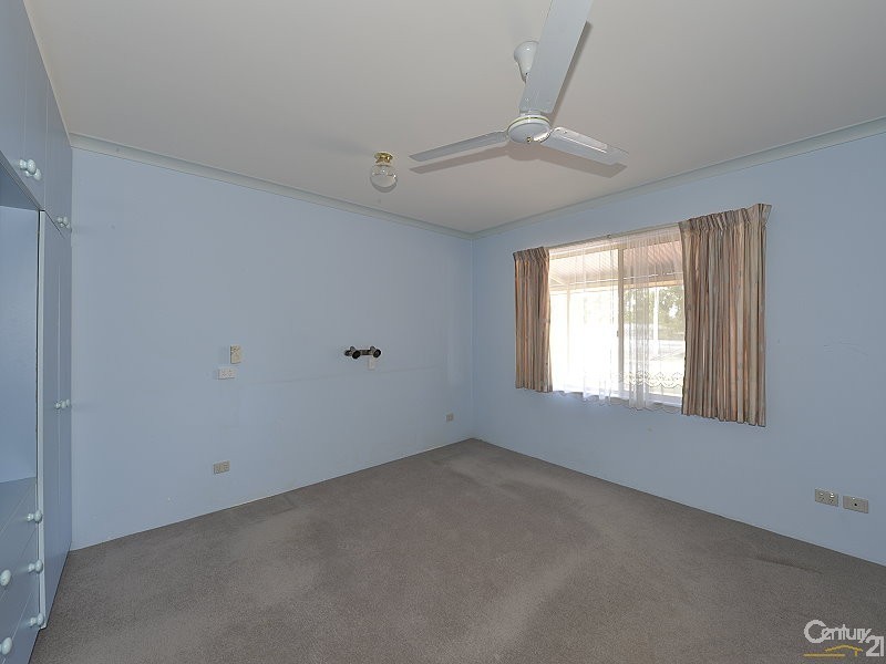 2 Tuart Road, Greenfields WA 6210