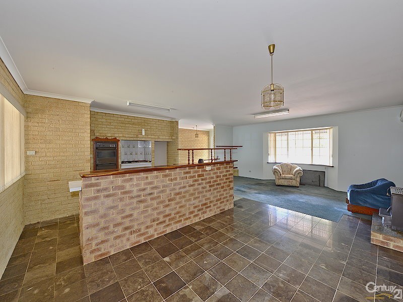 2 Tuart Road, Greenfields WA 6210