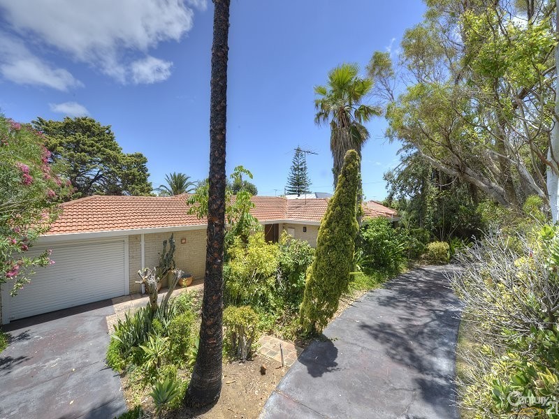 42 Hickman Road, Silver Sands WA 6210