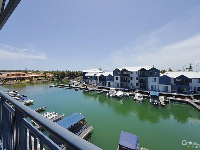 30/206 Mary Street, Halls Head WA 6210