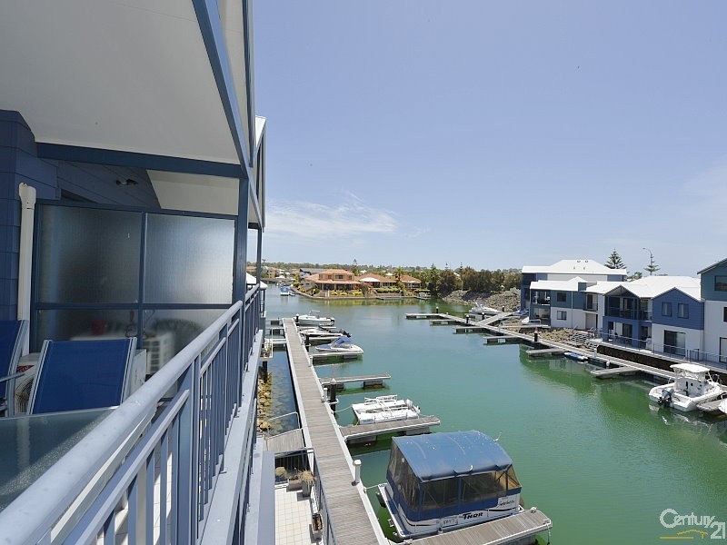 30/206 Mary Street, Halls Head WA 6210