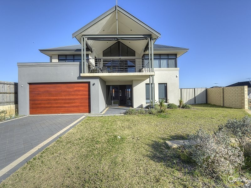 84 Boardwalk Boulevard, Halls Head WA 6210