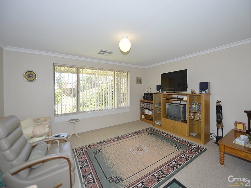 28  Killarney Retreat, Meadow Springs WA 6210