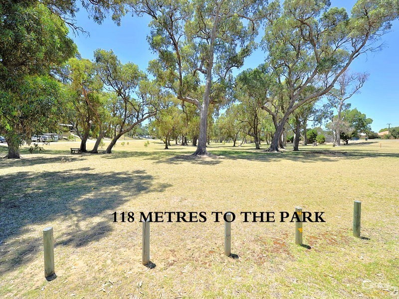 79 Ronsard Drive, San Remo WA 6210