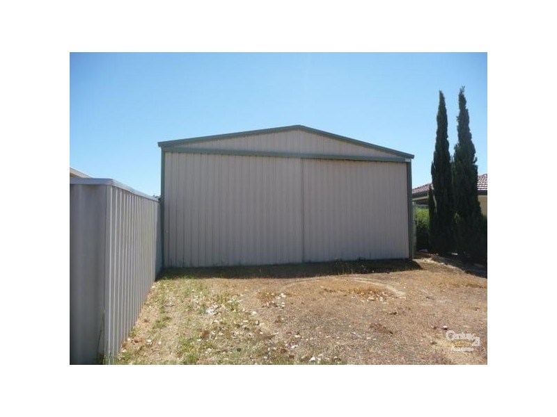 17 Kangaroo Paw Drive GREENFIELDS, Mandurah WA 6210