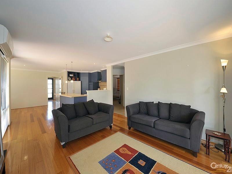 5 Onslow Court, Mandurah Quays, Erskine WA 6210