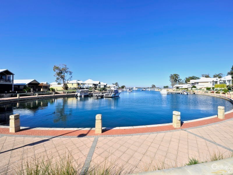 5 Onslow Court, Mandurah Quays, Erskine WA 6210