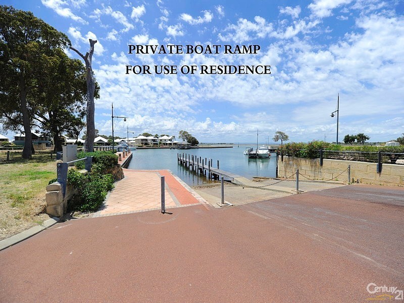 5 Onslow Court, Mandurah Quays, Erskine WA 6210