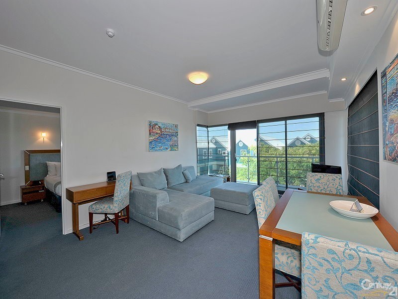 107 Seashells 16 Dolphin Drive, Mandurah WA 6210