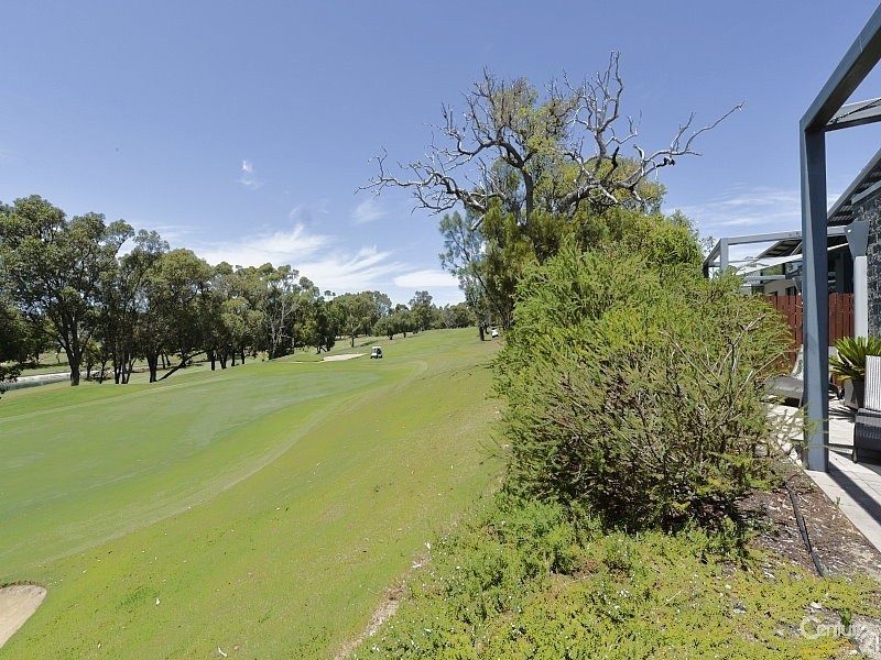 3  Golfers Retreat, Halls Head WA 6210