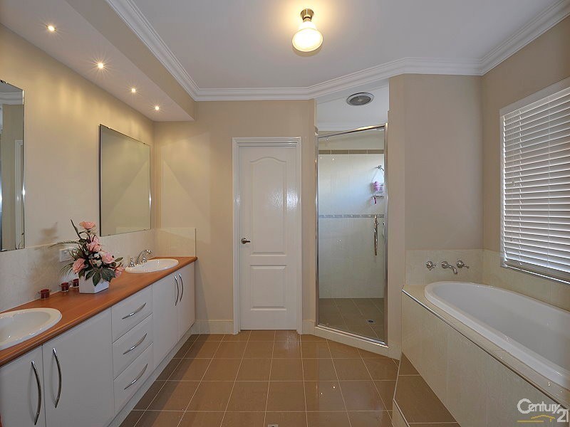 61 Seascapes Boulevard, Halls Head WA 6210