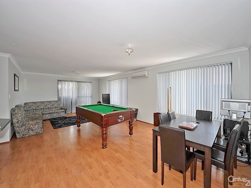 18  Wanjeep Street, Dudley Park WA 6210