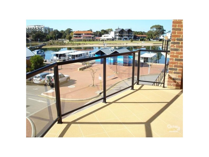 33/37 Dolphin Dve MANDURAH MARINA, Mandurah WA 6210