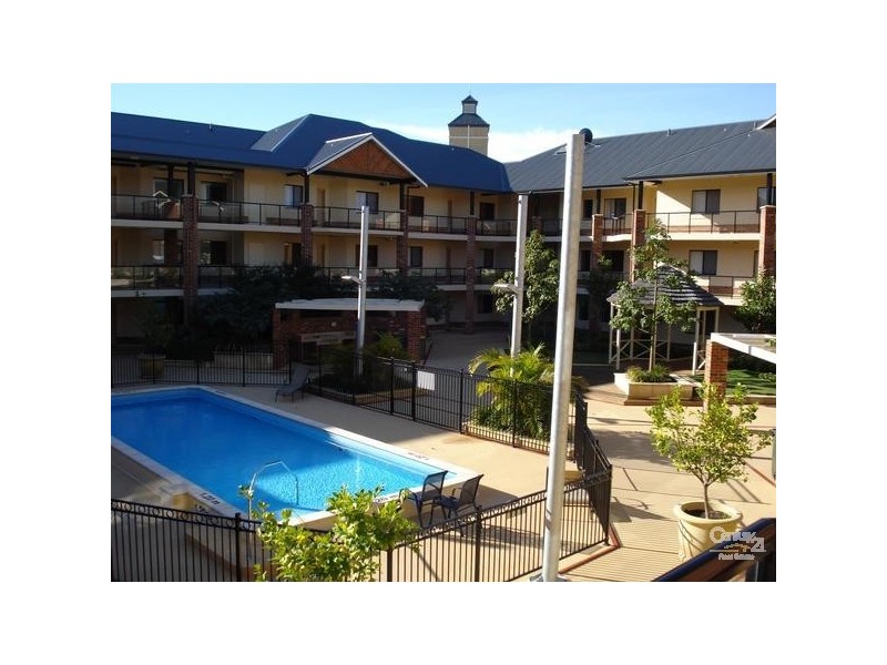 33/37 Dolphin Dve MANDURAH MARINA, Mandurah WA 6210