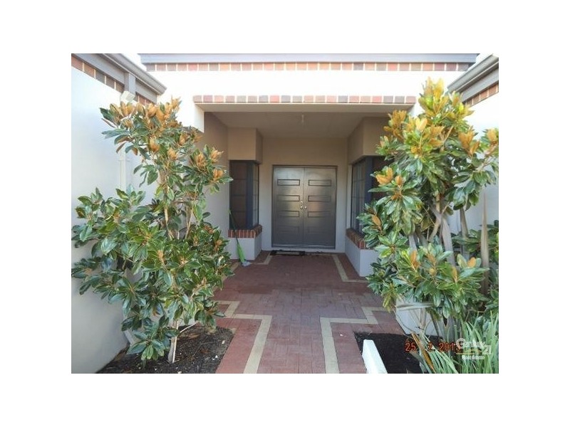 5 Pictum Way HALLS HEAD, Mandurah WA 6210