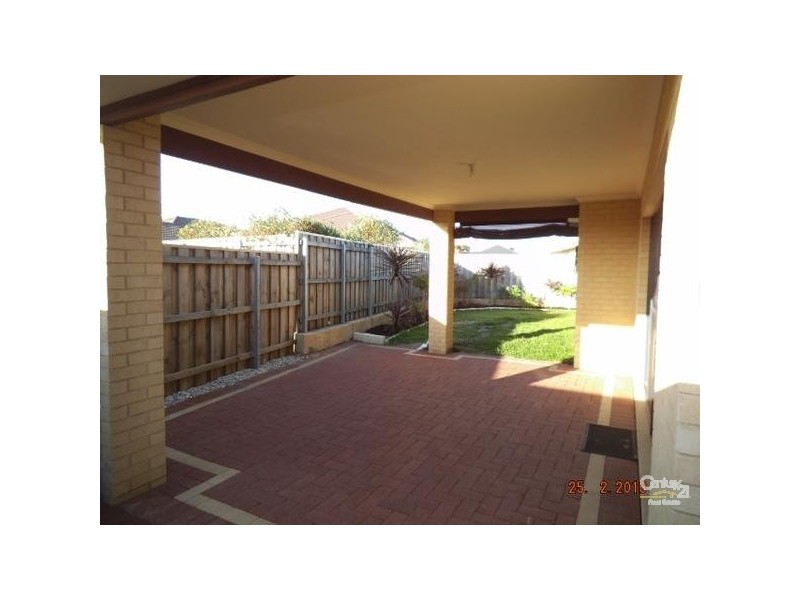 5 Pictum Way HALLS HEAD, Mandurah WA 6210