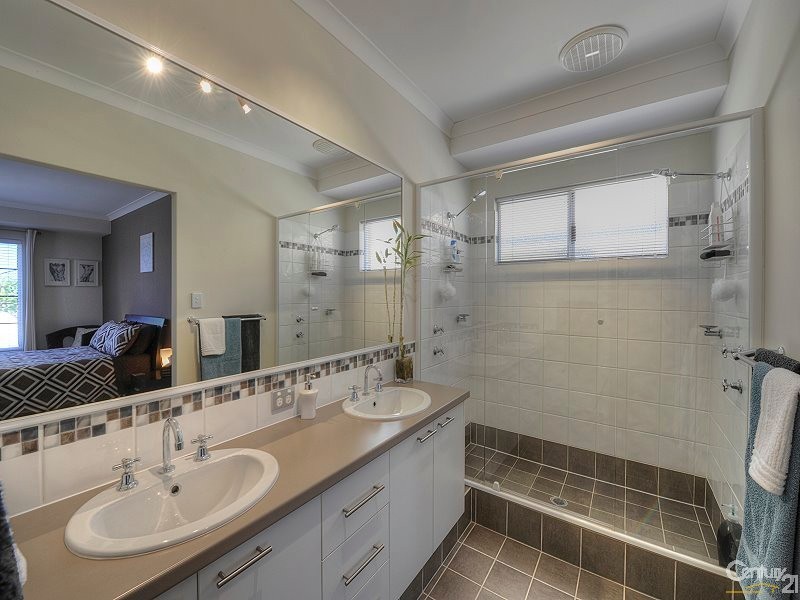 19 Yindana Boulevard, Lakelands WA 6180