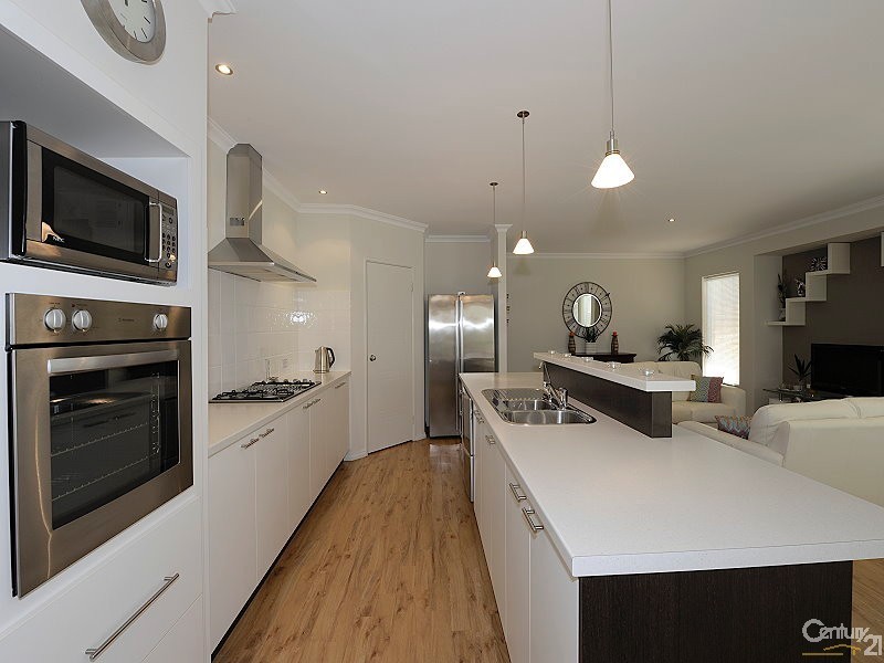 19 Yindana Boulevard, Lakelands WA 6180