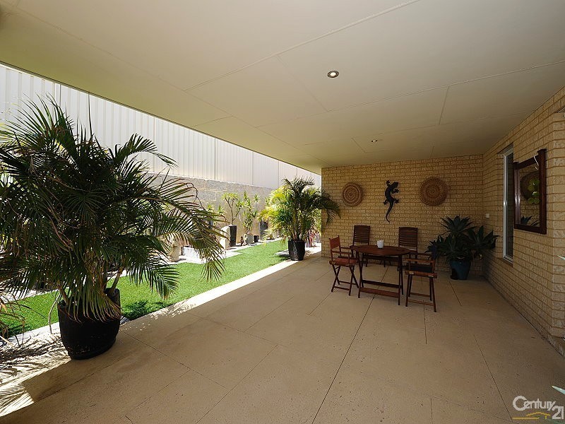 19 Yindana Boulevard, Lakelands WA 6180