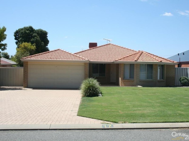 17 Damon Street, Singleton WA 6175