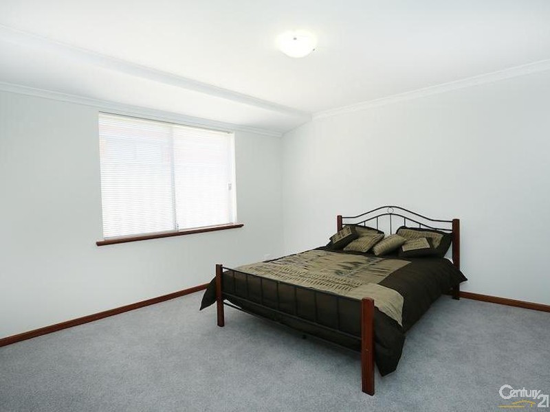 17 Damon Street, Singleton WA 6175