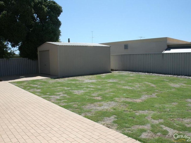 17 Damon Street, Singleton WA 6175
