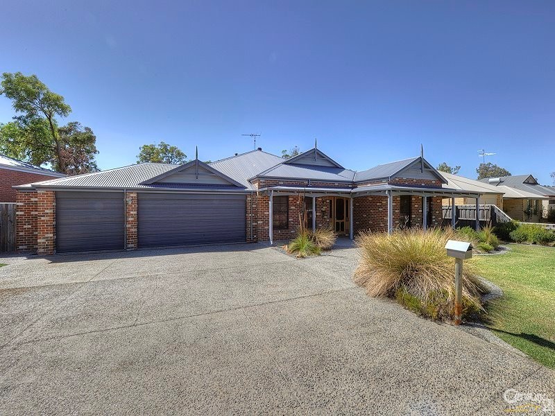 16 Arabian Drive, Coodanup WA 6210
