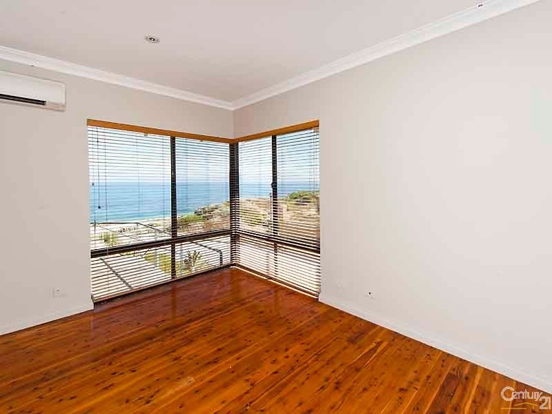131 Westview Parade, Wannanup WA 6210