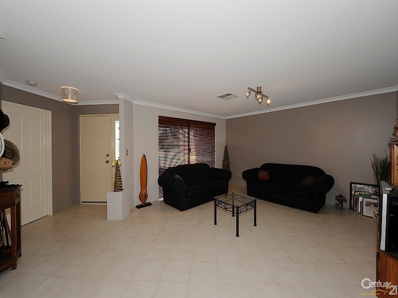 5 Tranby Street, Madora Bay WA 6210