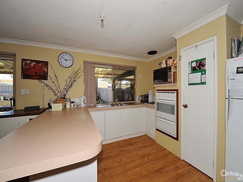 32 Bortolo Drive, Greenfields WA 6210