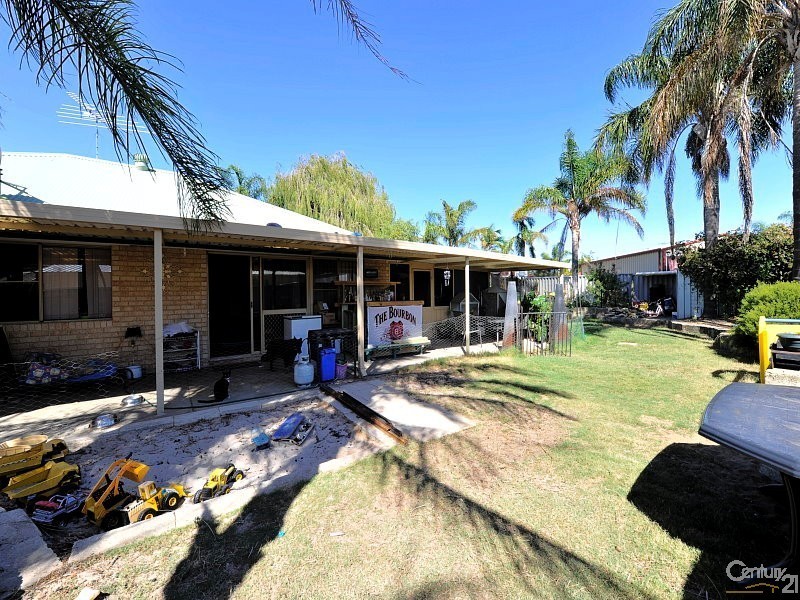 32 Bortolo Drive, Greenfields WA 6210