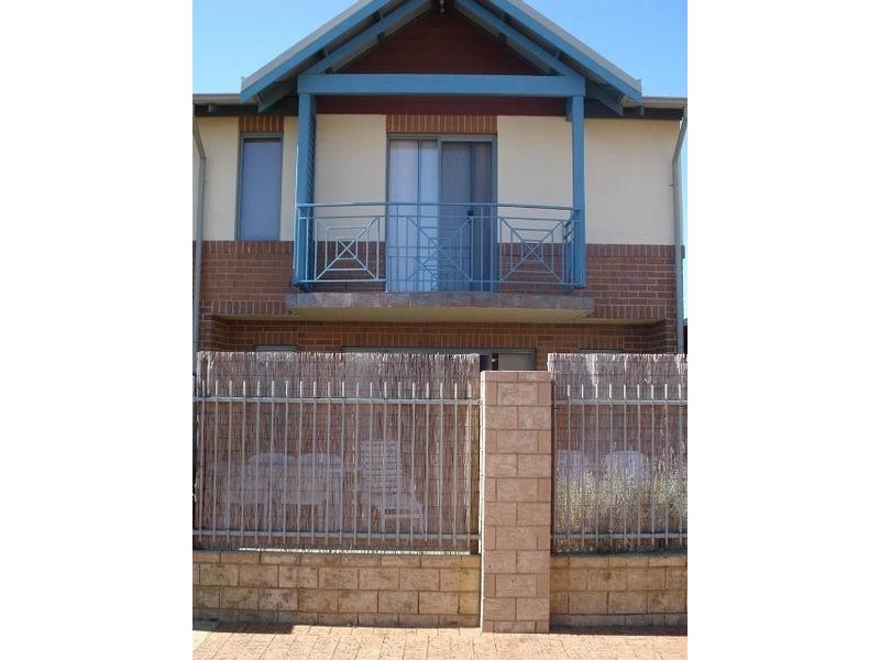 11/1 Waterside Dve MANDURAH, Mandurah WA 6210