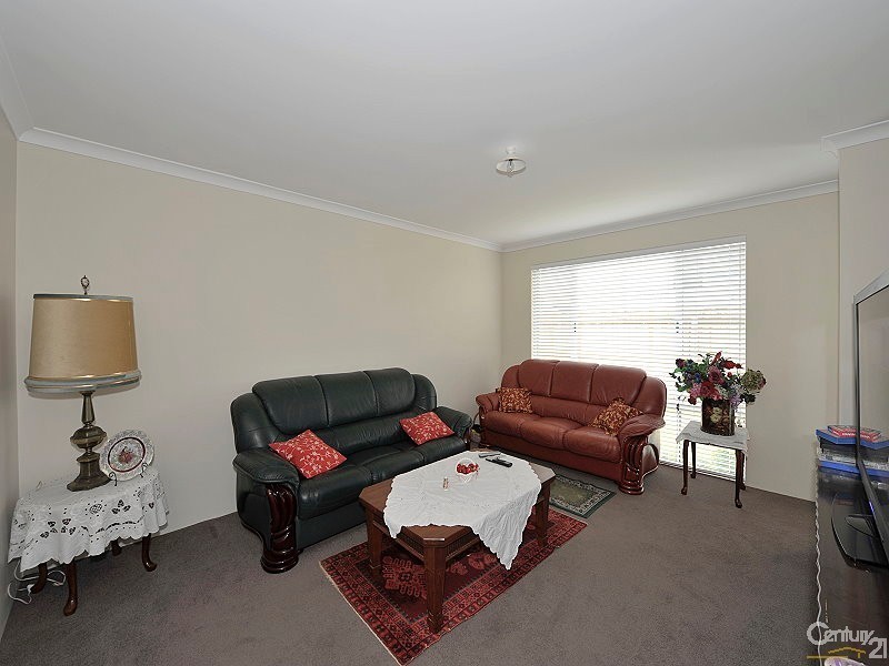 28 Bronzewing Court, Erskine WA 6210