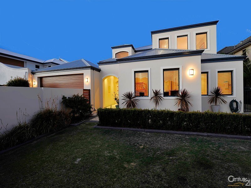 40 Brindabella Crescent, Halls Head WA 6210