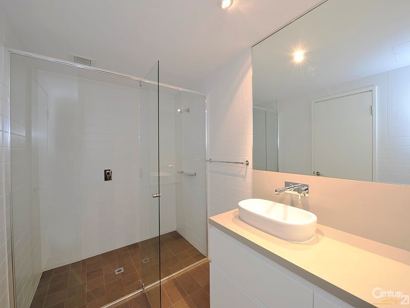 302 Seapoint, 5 Marco Polo Drive, Mandurah WA 6210