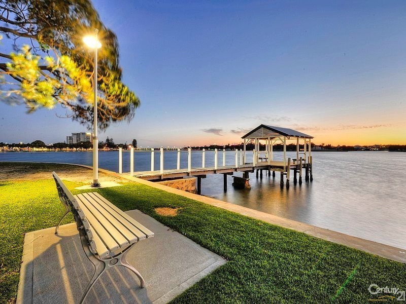 302 Seapoint, 5 Marco Polo Drive, Mandurah WA 6210