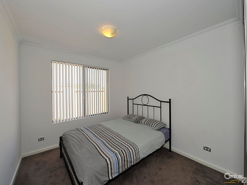 20 Calder Nook, Lakelands WA 6180