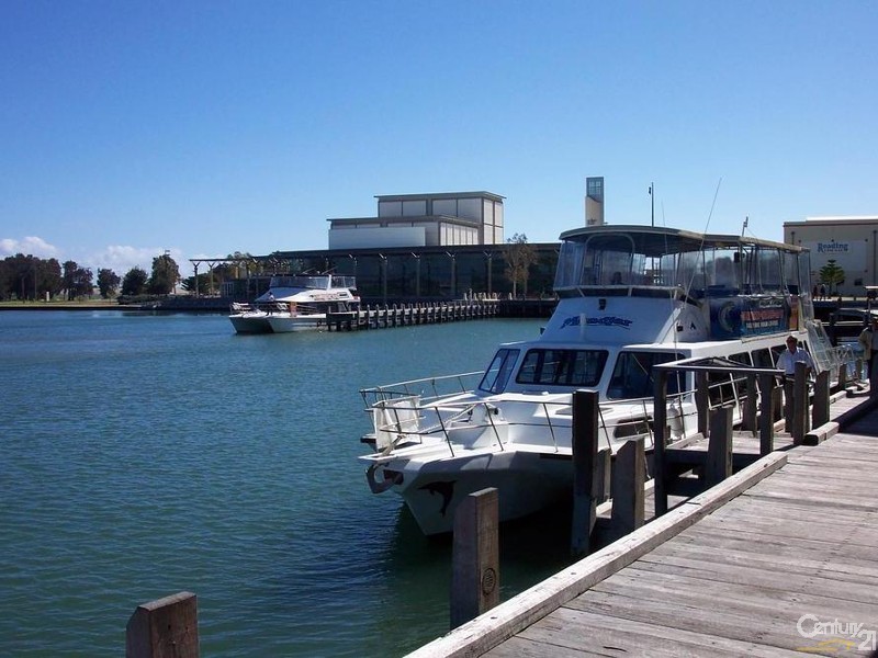 53 Sholl Street, Mandurah WA 6210