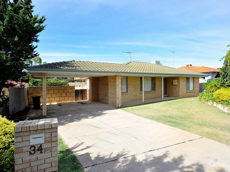 34 Portmarnock Circle, Halls Head WA 6210