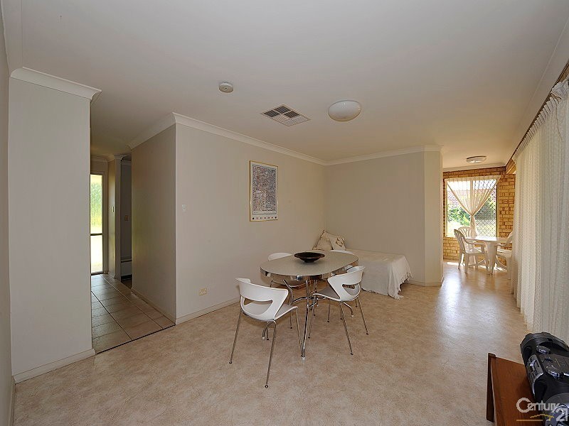 34 Portmarnock Circle, Halls Head WA 6210