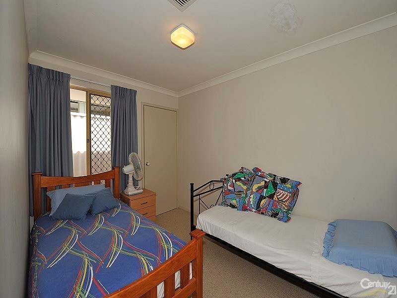 34 Portmarnock Circle, Halls Head WA 6210