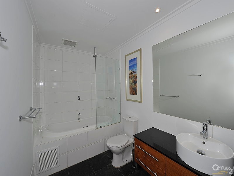 409/16 Dolphin Drive, Mandurah WA 6210